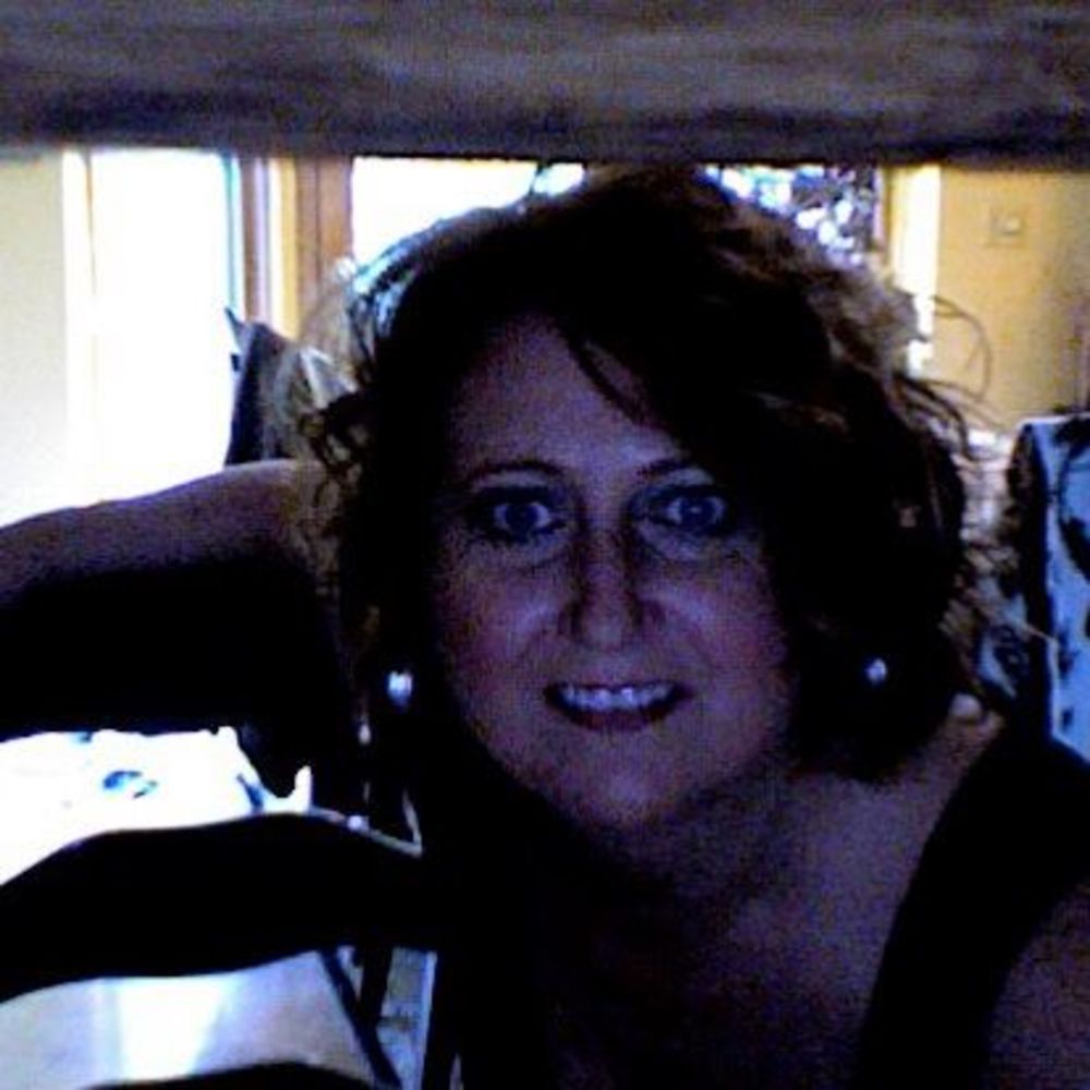 Meet your Posher, Suzanne